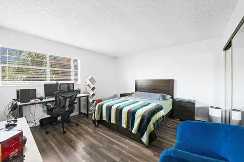 3750 Nw 115th Way Coral Springs FL 33065