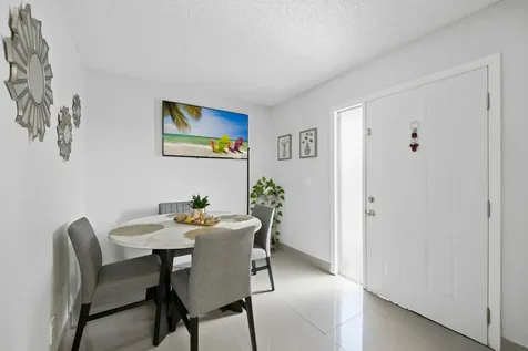 3750 Nw 115th Way Coral Springs FL 33065