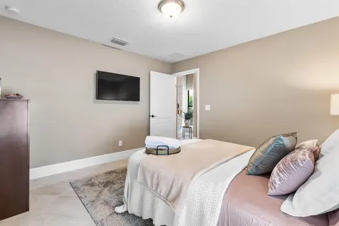 1434 Sw Jacksonville Avenue Port Saint Lucie FL 34953