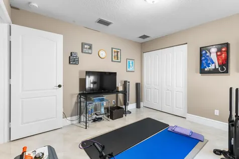 1434 Sw Jacksonville Avenue Port Saint Lucie FL 34953