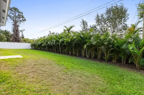 1434 Sw Jacksonville Avenue Port Saint Lucie FL 34953