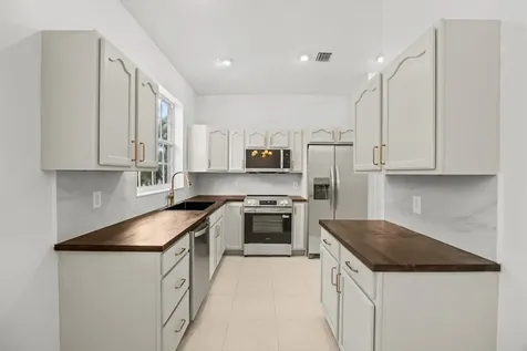 8406 Mulligan Circle Port Saint Lucie FL 34986