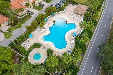 8406 Mulligan Circle Port Saint Lucie FL 34986