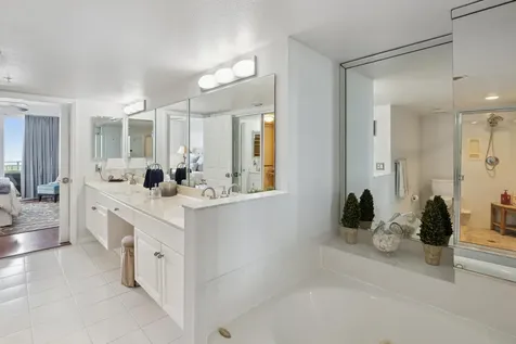 2880 NE 14th Street Causeway Pompano Beach FL 33062