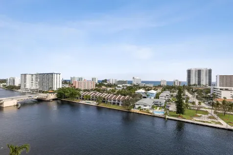 2880 NE 14th Street Causeway Pompano Beach FL 33062