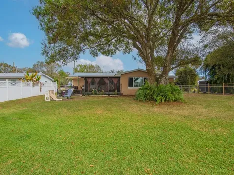 3118 Old Edwards Road Fort Pierce FL 34981