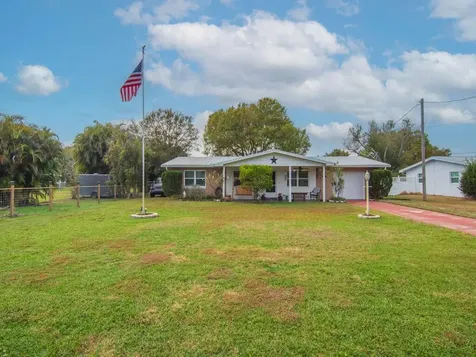 3118 Old Edwards Road Fort Pierce FL 34981