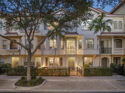 2305 Amalfi Way Palm Beach Gardens FL 33410