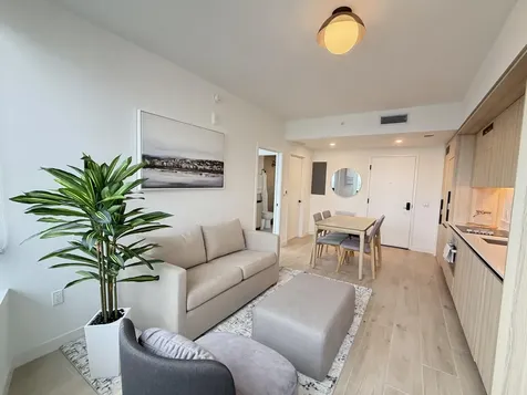 225 N Miami Avenue Miami FL 33128