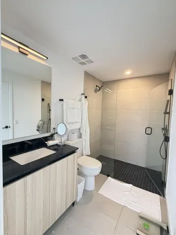 225 N Miami Avenue Miami FL 33128