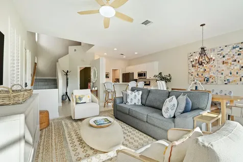 402 Resort Lane Palm Beach Gardens FL 33418