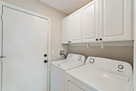 402 Resort Lane Palm Beach Gardens FL 33418