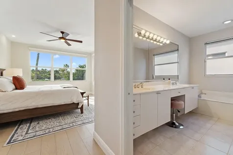 402 Resort Lane Palm Beach Gardens FL 33418