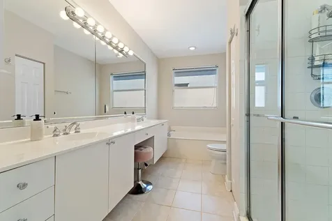 402 Resort Lane Palm Beach Gardens FL 33418