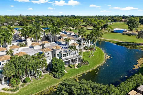 402 Resort Lane Palm Beach Gardens FL 33418
