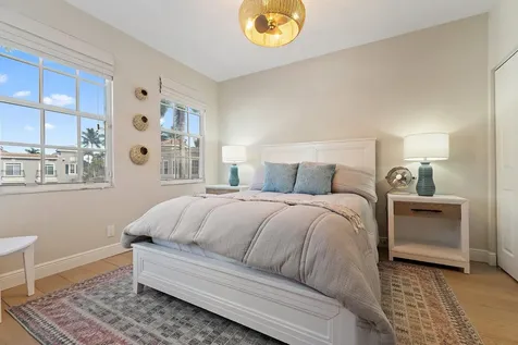 402 Resort Lane Palm Beach Gardens FL 33418