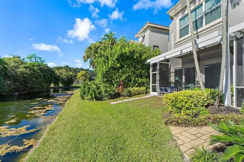 402 Resort Lane Palm Beach Gardens FL 33418