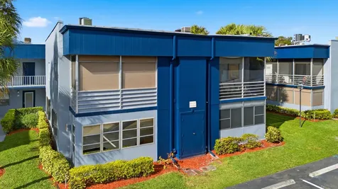 249 Burgundy F Delray Beach FL 33484