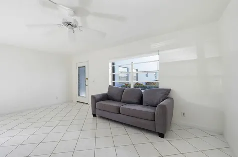 249 Burgundy F Delray Beach FL 33484