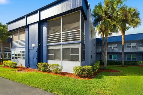 249 Burgundy F Delray Beach FL 33484