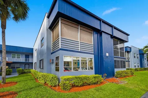 249 Burgundy F Delray Beach FL 33484