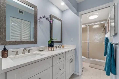 5188 Oak Hill Lane Delray Beach FL 33484