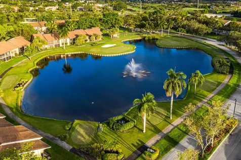 5188 Oak Hill Lane Delray Beach FL 33484