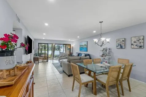 5188 Oak Hill Lane Delray Beach FL 33484