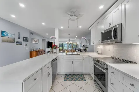 5188 Oak Hill Lane Delray Beach FL 33484