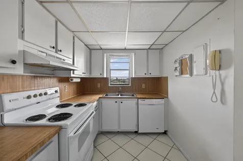 2400 Deer Creek Country Club Boulevard Deerfield Beach FL 33442