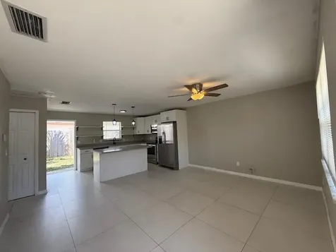905 9th Street West Palm Beach FL 33401