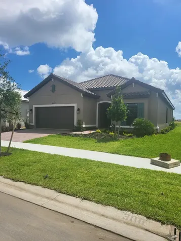 9935 SW Cloister Drive Port Saint Lucie FL 34987