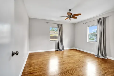 601 N 13th Avenue Lake Worth Beach FL 33460