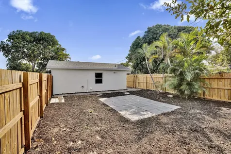 601 N 13th Avenue Lake Worth Beach FL 33460