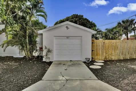 601 N 13th Avenue Lake Worth Beach FL 33460