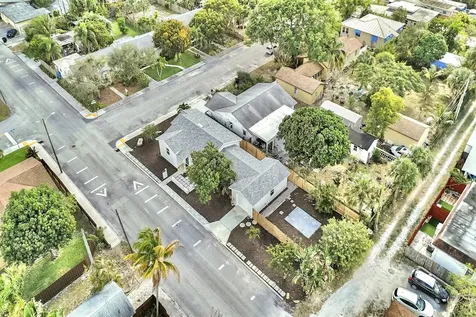 601 N 13th Avenue Lake Worth Beach FL 33460