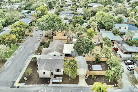 601 N 13th Avenue Lake Worth Beach FL 33460