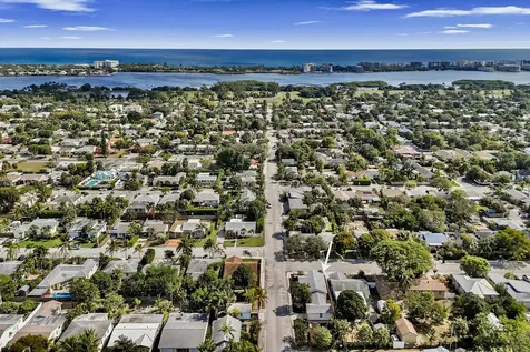 601 N 13th Avenue Lake Worth Beach FL 33460