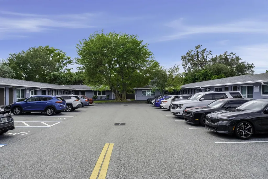 6224-6226 Miramar Parkway Miramar FL 33023
