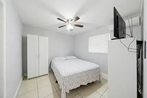 6224-6226 Miramar Parkway Miramar FL 33023