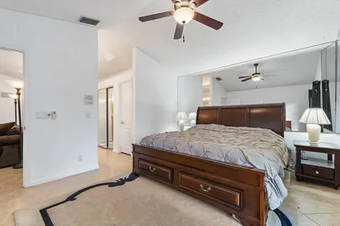 11 Admirals Court Palm Beach Gardens FL 33418