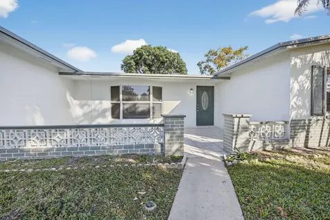 8961 Nw 21st Street Pembroke Pines FL 33024