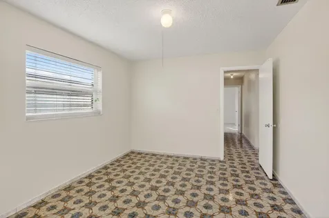 8961 Nw 21st Street Pembroke Pines FL 33024