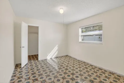 8961 Nw 21st Street Pembroke Pines FL 33024