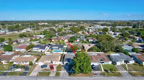 8961 Nw 21st Street Pembroke Pines FL 33024