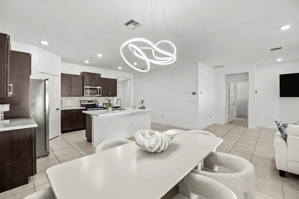 1723 Ne White Pine Terrace Jensen Beach FL 34957
