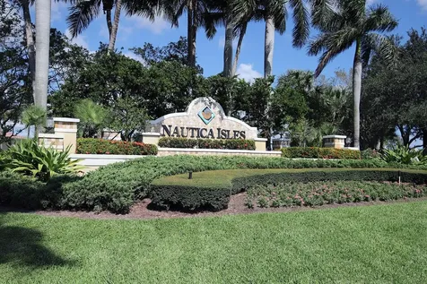 5486 Queenship Court Greenacres FL 33463