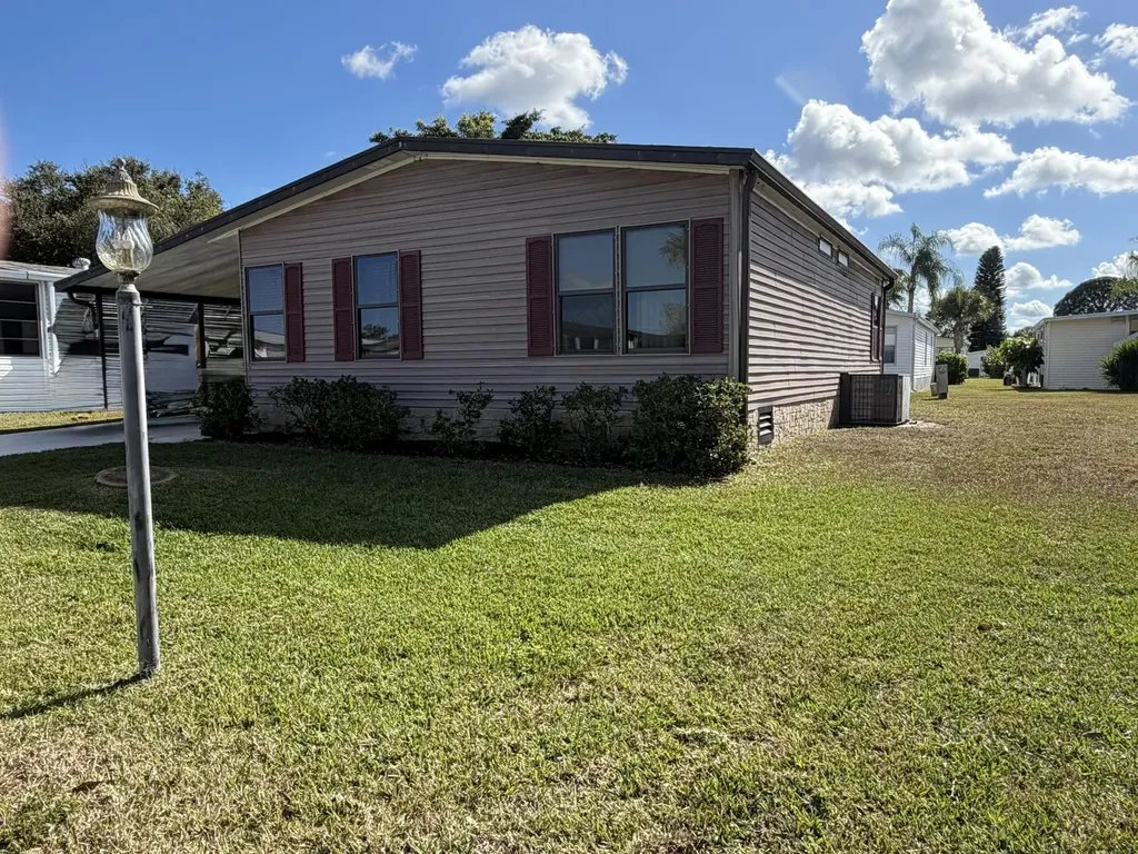 13975 Clavell Avenue Fort Pierce FL 34951