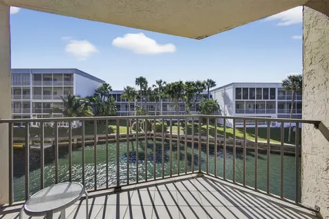 896 N Federal Highway Lantana FL 33462