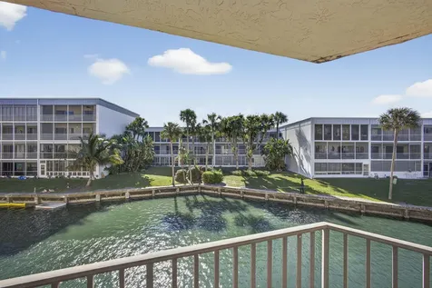 896 N Federal Highway Lantana FL 33462